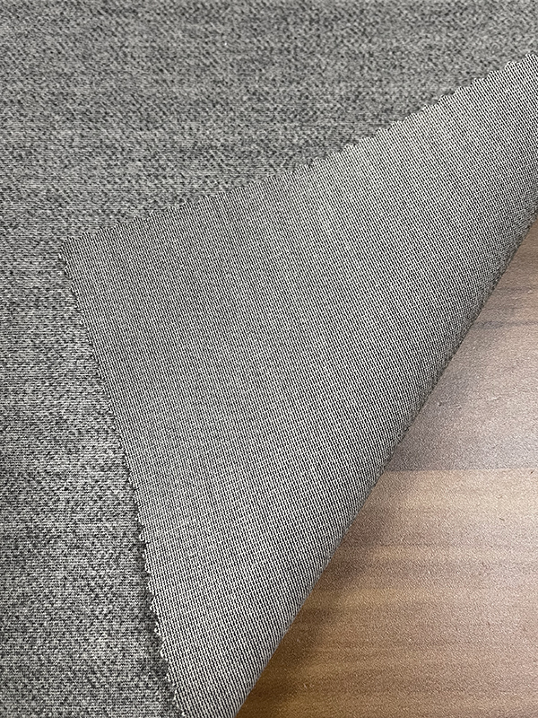 BUNDED FABRIC AH-22048-1 52%T+44%R+4%SP har bra värmebevarande och luftgenomsläpplighet. BUNDED FABRIC AH-22048-1 52%T+44%R+4%SP har bra värmebevarande och luftgenomsläpplighet.